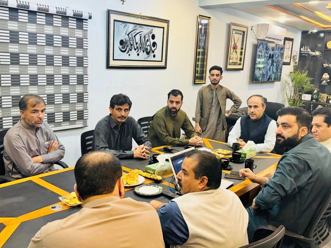 Secretary Transport Balochistan Visits Crescent Tracking Head Office